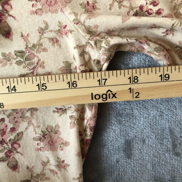 Lauren Jeans Co. Ruffle Neck Top Size S Long Sleeve Floral Cotton Old Money - Picture 13 of 14